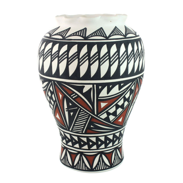 Native American Hand Crafted Acoma Pottery By Artist L. Concho. SN20029